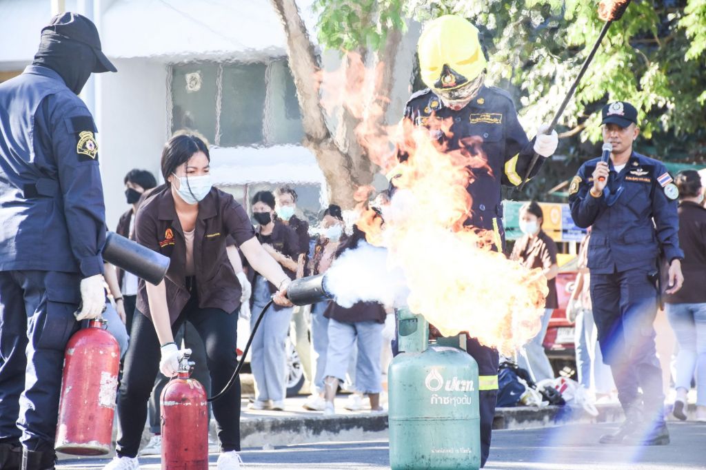 EESH Held Basic Firefighting Training, Department of Chemical Engineering at KMUTT Bangmod campus