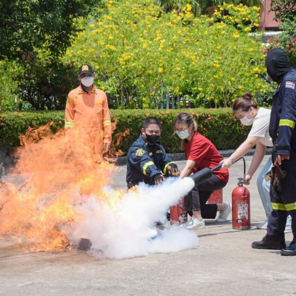 EESH Organizes Basic Firefighting Training at KMUTT Bang Mod Student Dormitory