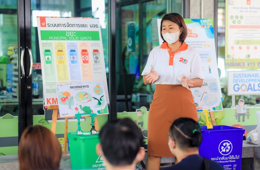 Green Heart Volunteers Manage Waste at the “Quack Quack…