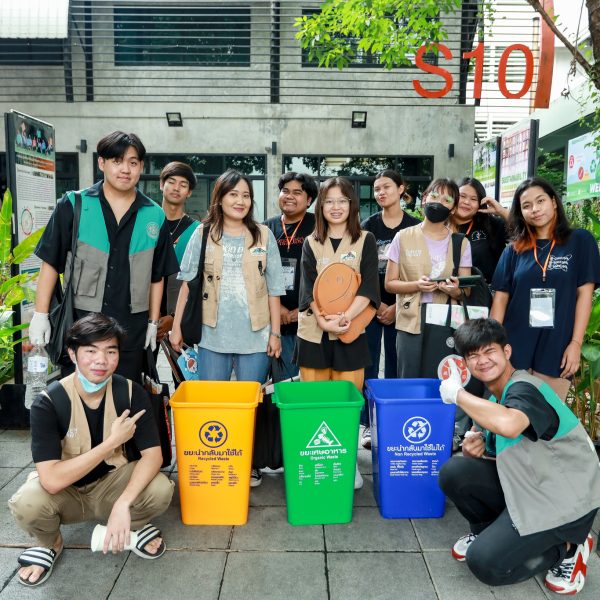 Green Heart Volunteers for Waste Management in the Bangmod Midfield Project