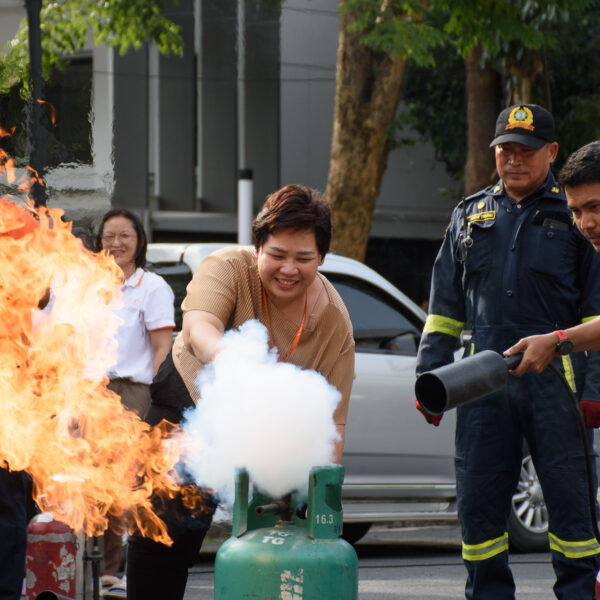 EESH Organizes Basic Firefighting Training for Students and Personnel in Building Zone 5