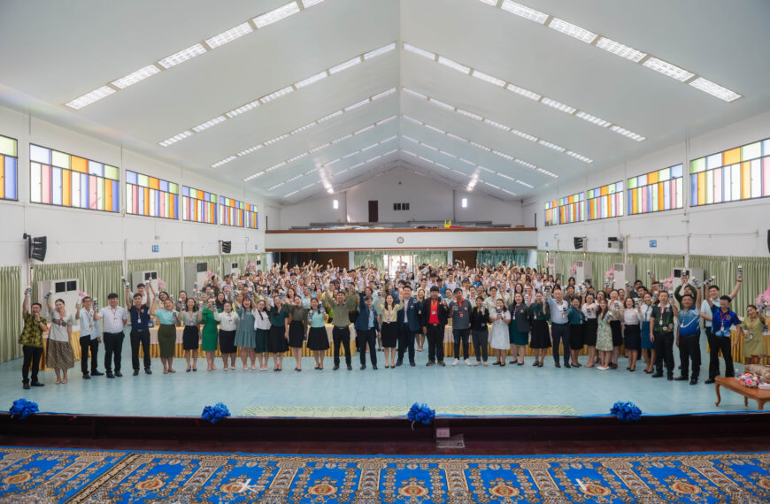 “Carbon Footprint GO GREEN Together” Workshop Inspires Sustainability at Chetupon Commercial College